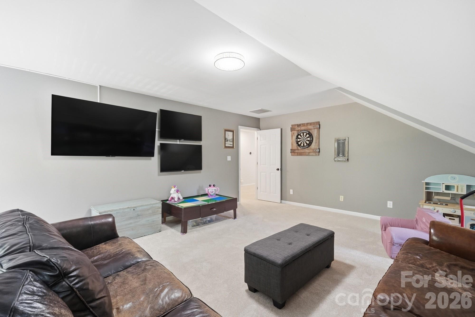 4432 Mountain Cove Drive Charlotte NC 28216