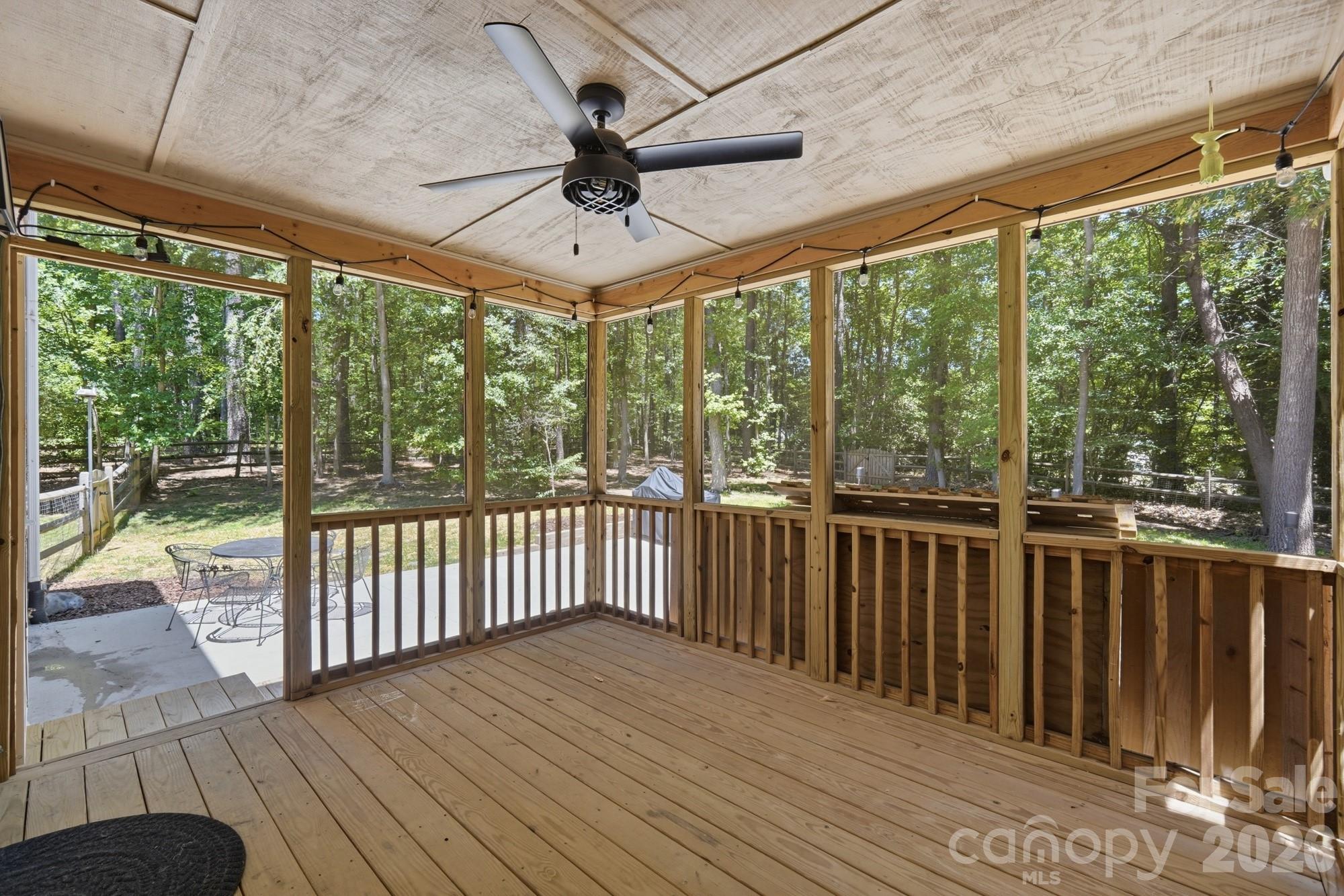 4432 Mountain Cove Drive Charlotte NC 28216