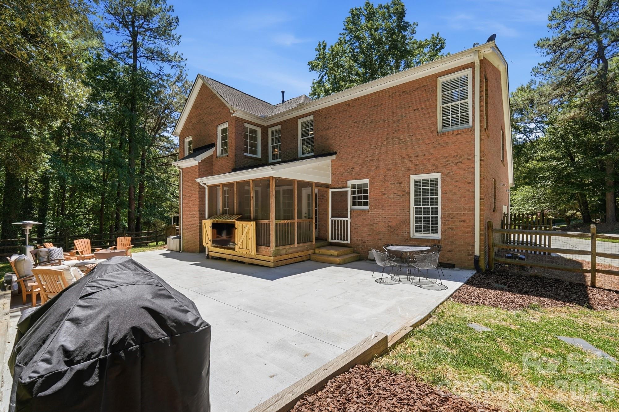 4432 Mountain Cove Drive Charlotte NC 28216