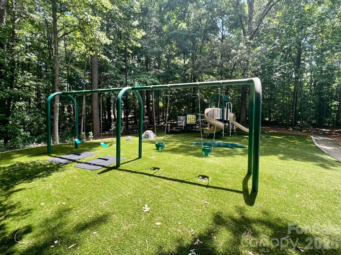 4432 Mountain Cove Drive Charlotte NC 28216