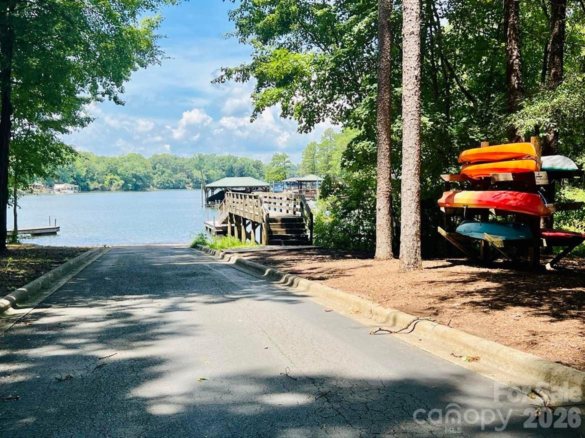 4432 Mountain Cove Drive Charlotte NC 28216