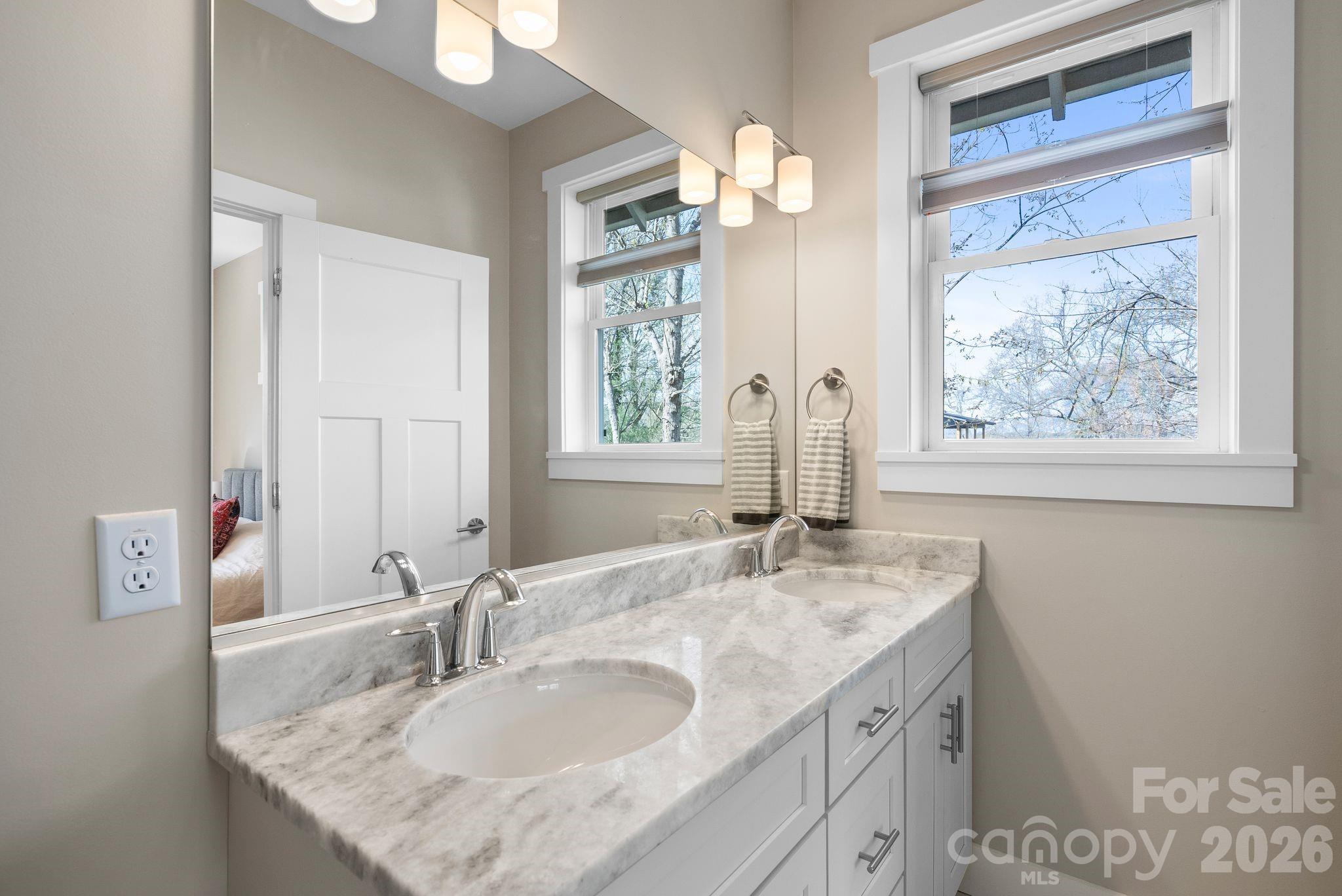 55 Vandalia Avenue Asheville NC 28806