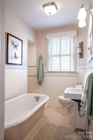 59 Forest Hill Drive Asheville NC 28803