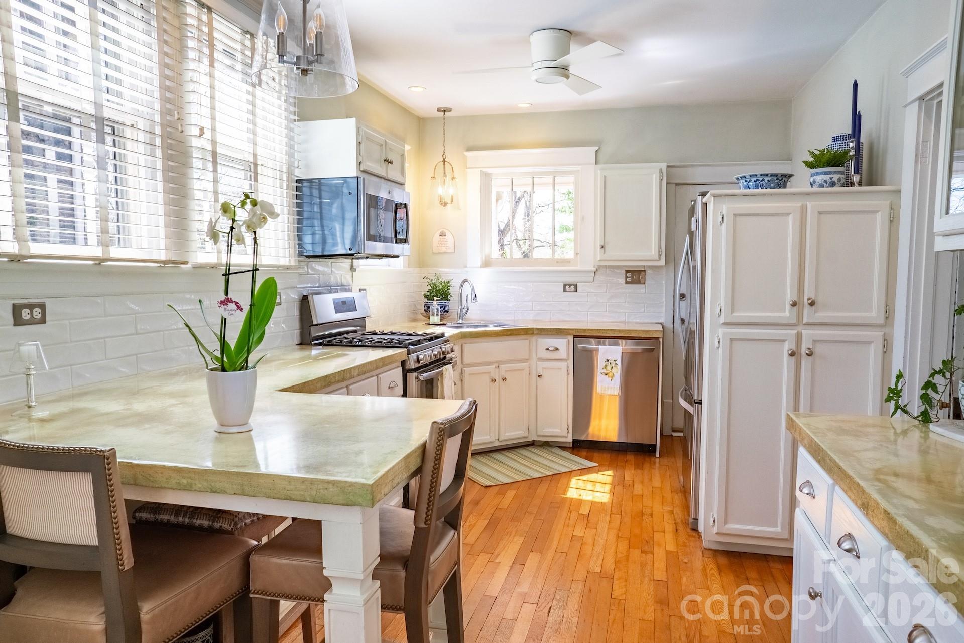 59 Forest Hill Drive Asheville NC 28803