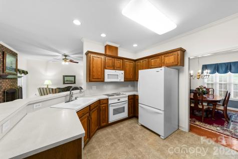 2910 Noritake Trail Albemarle NC 28001