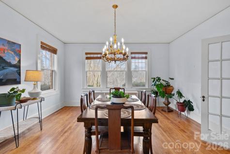 5 W Avon Parkway Asheville NC 28804