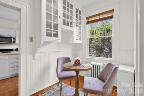 5 W Avon Parkway Asheville NC 28804