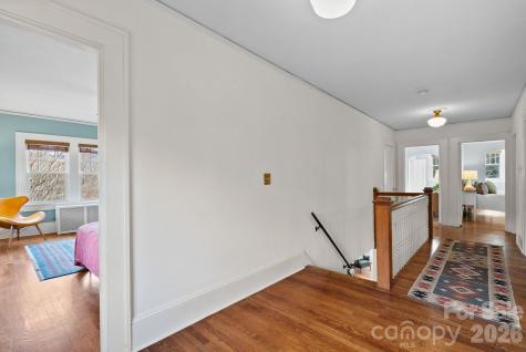 5 W Avon Parkway Asheville NC 28804