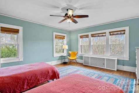 5 W Avon Parkway Asheville NC 28804