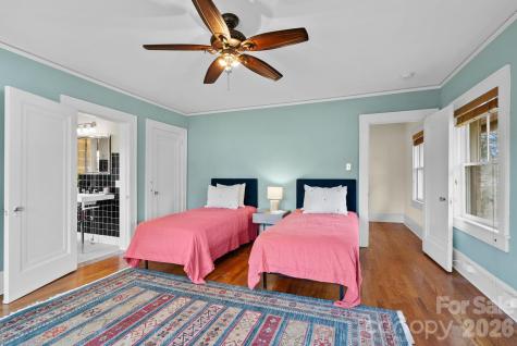 5 W Avon Parkway Asheville NC 28804