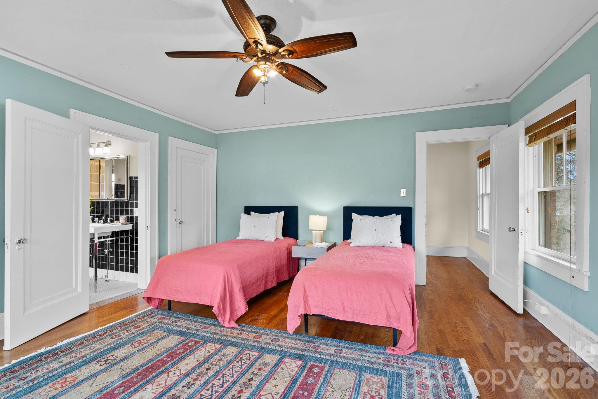 5 W Avon Parkway Asheville NC 28804