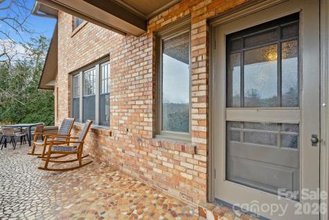 5 W Avon Parkway Asheville NC 28804