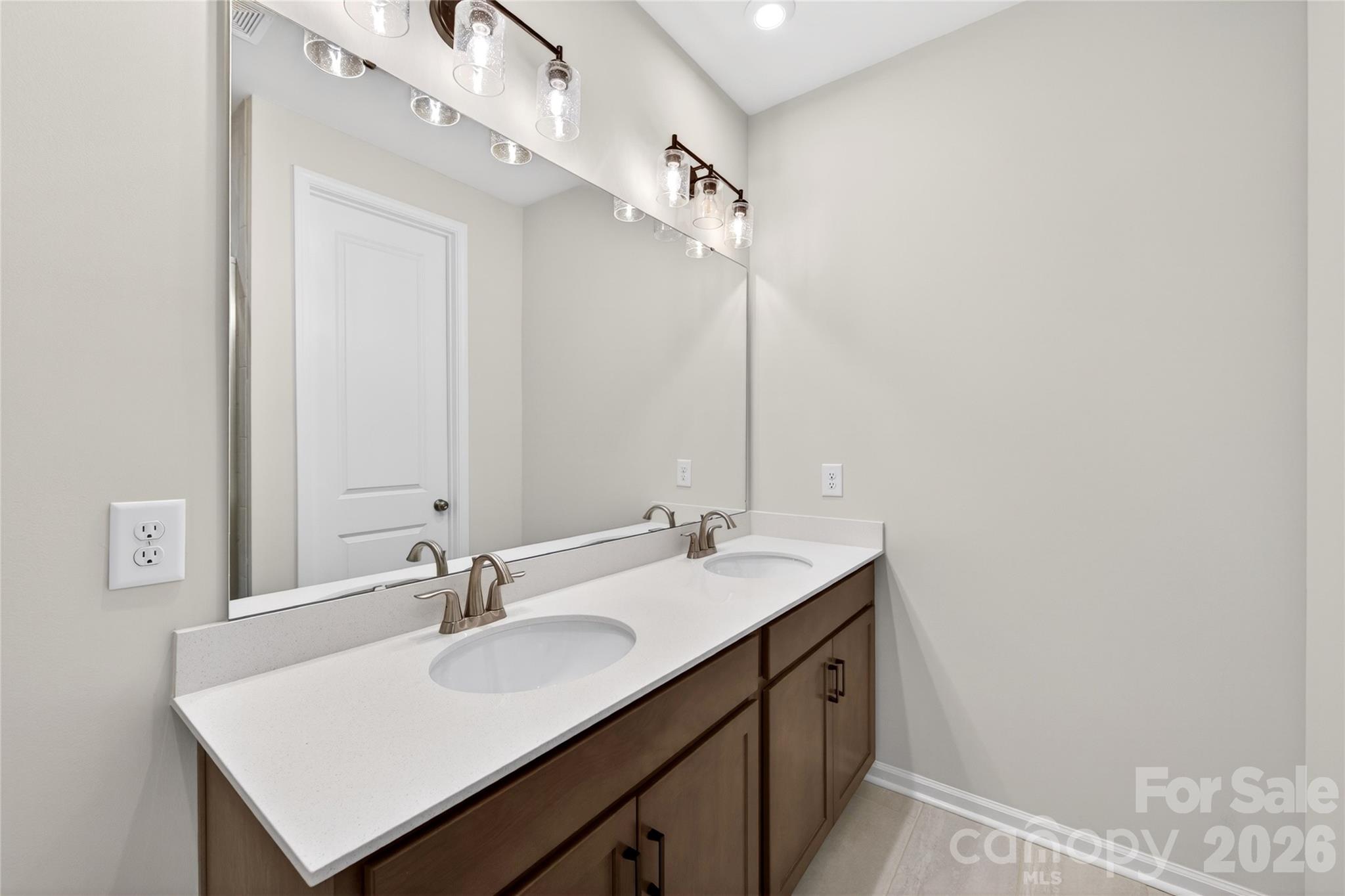 6025 Longar Lane Charlotte NC 28269