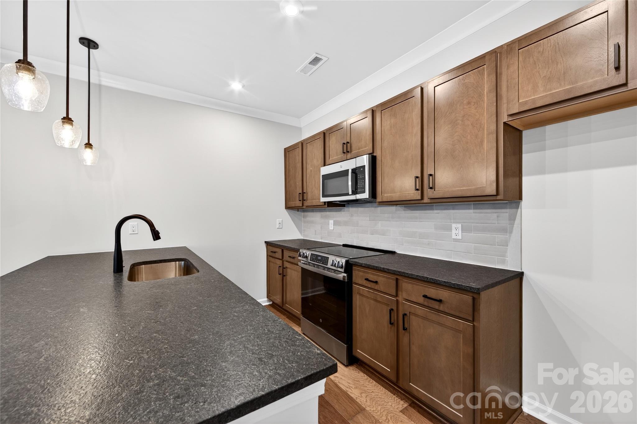 6025 Longar Lane Charlotte NC 28269
