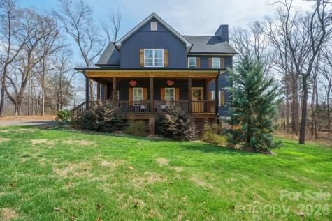 160 Mullis Road Harmony NC 28634