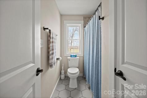 160 Mullis Road Harmony NC 28634
