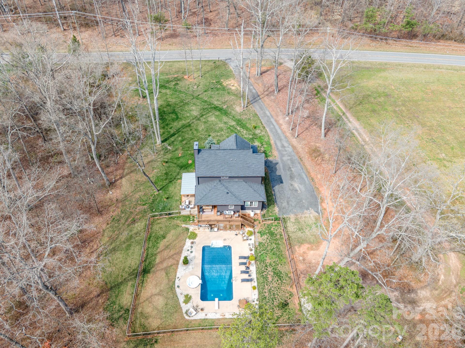 160 Mullis Road Harmony NC 28634