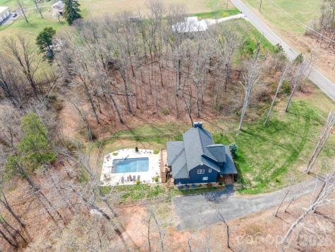 160 Mullis Road Harmony NC 28634