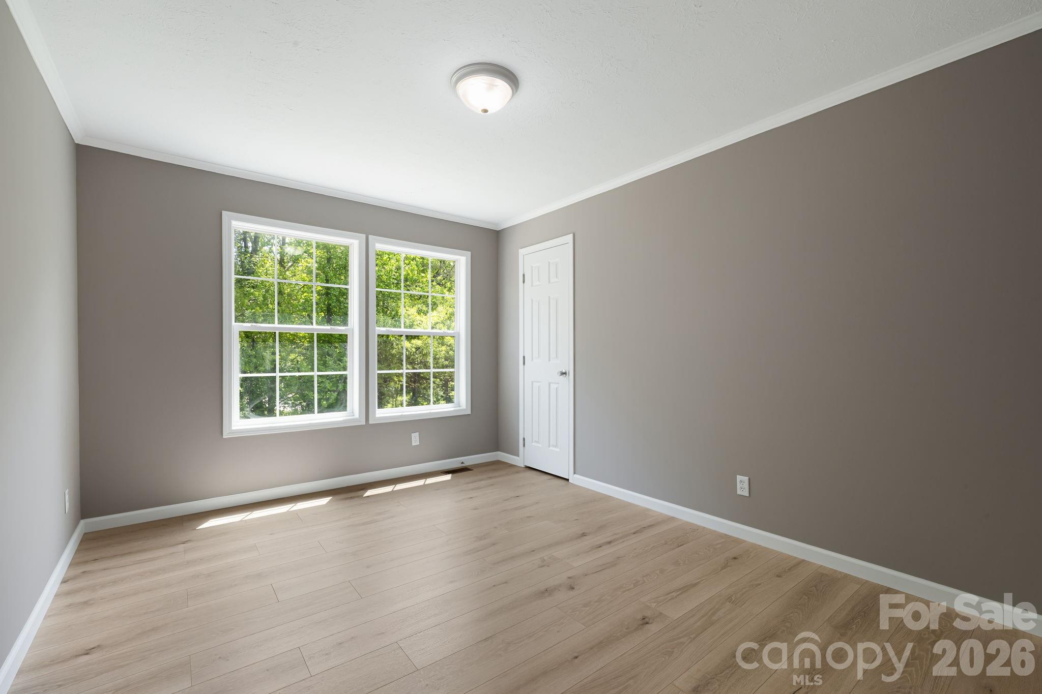 44 Morning Lane Hendersonville NC 28792