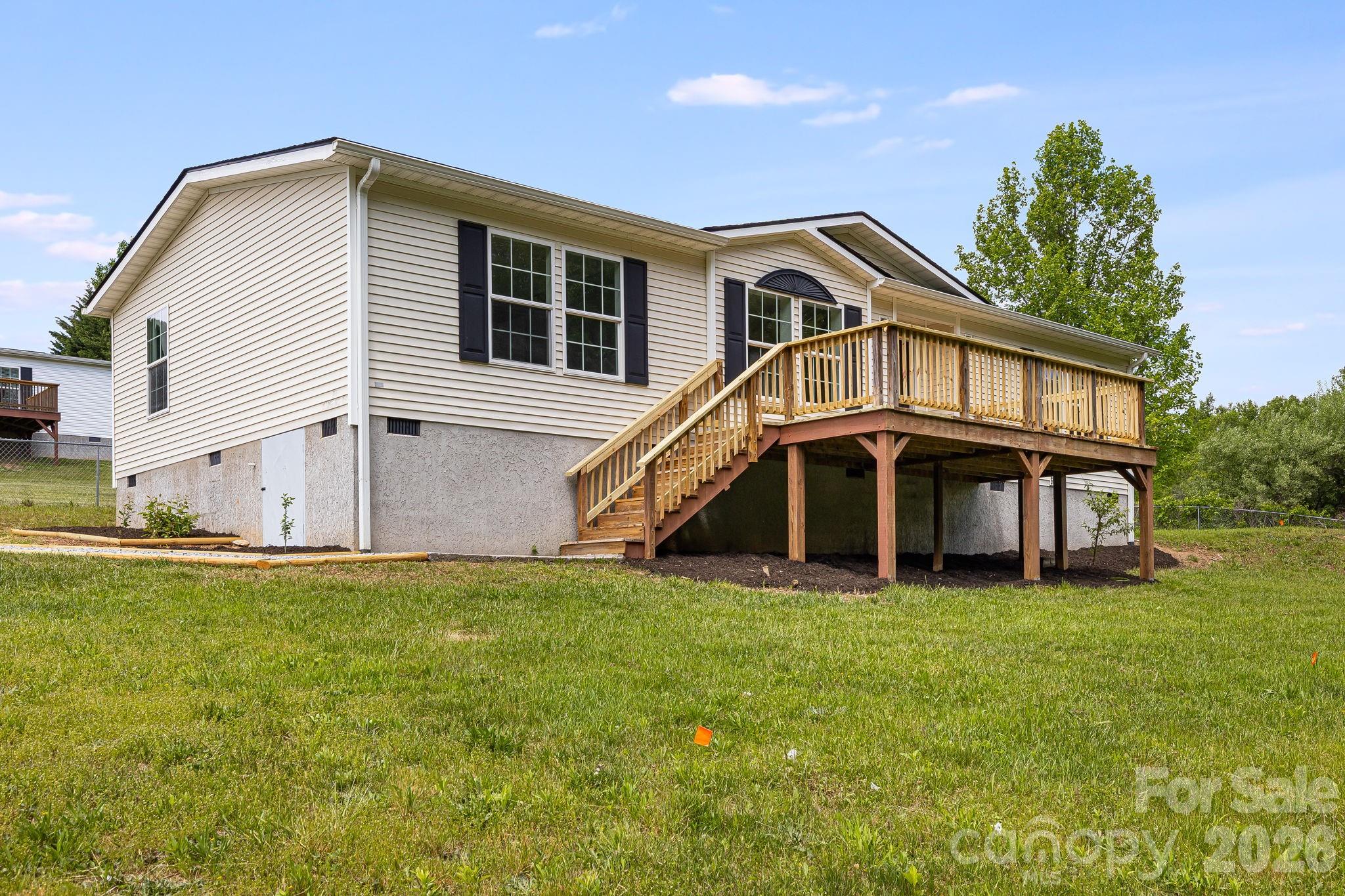 44 Morning Lane Hendersonville NC 28792