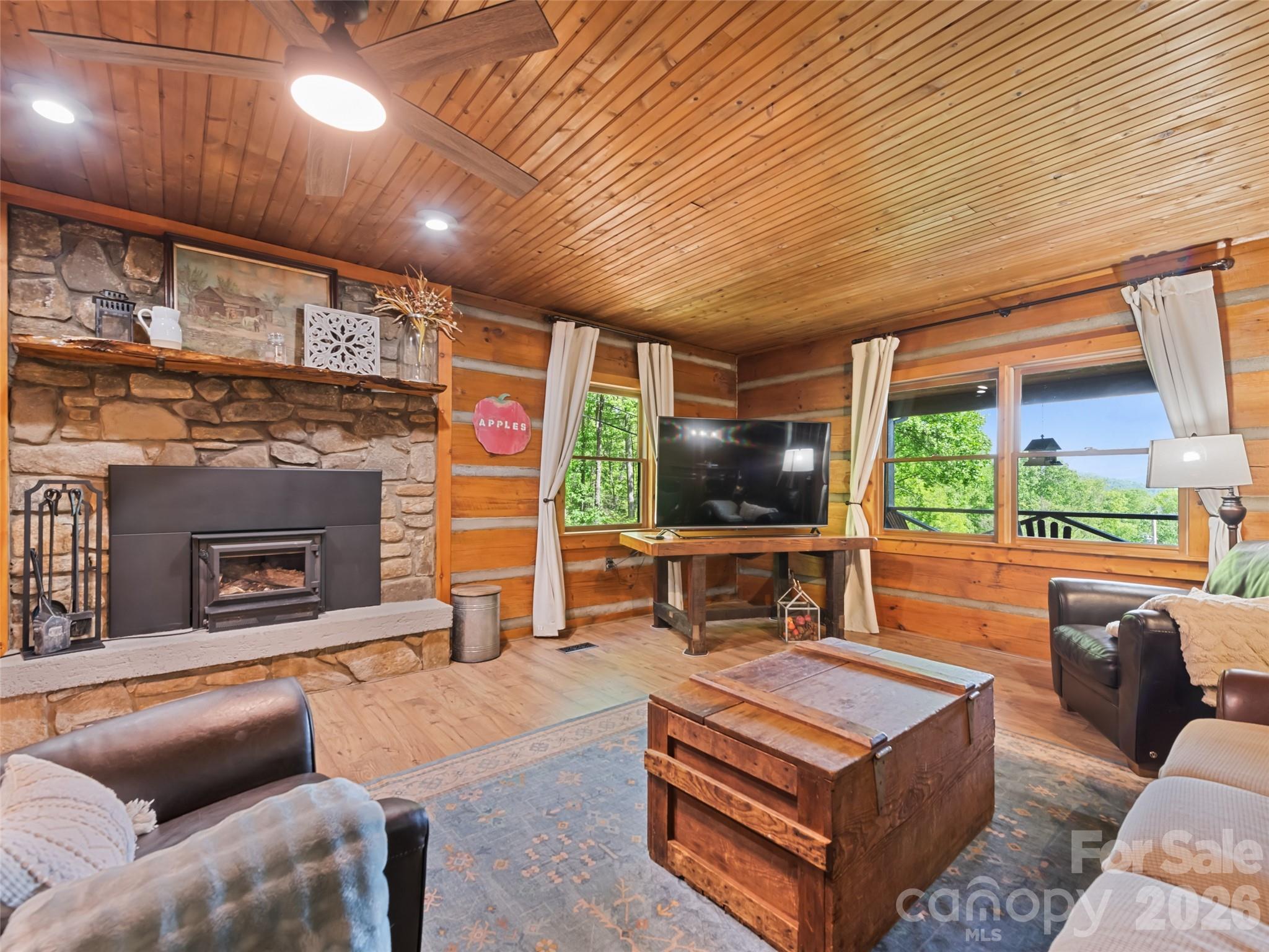 1073 Lentini Drive Waynesville NC 28785
