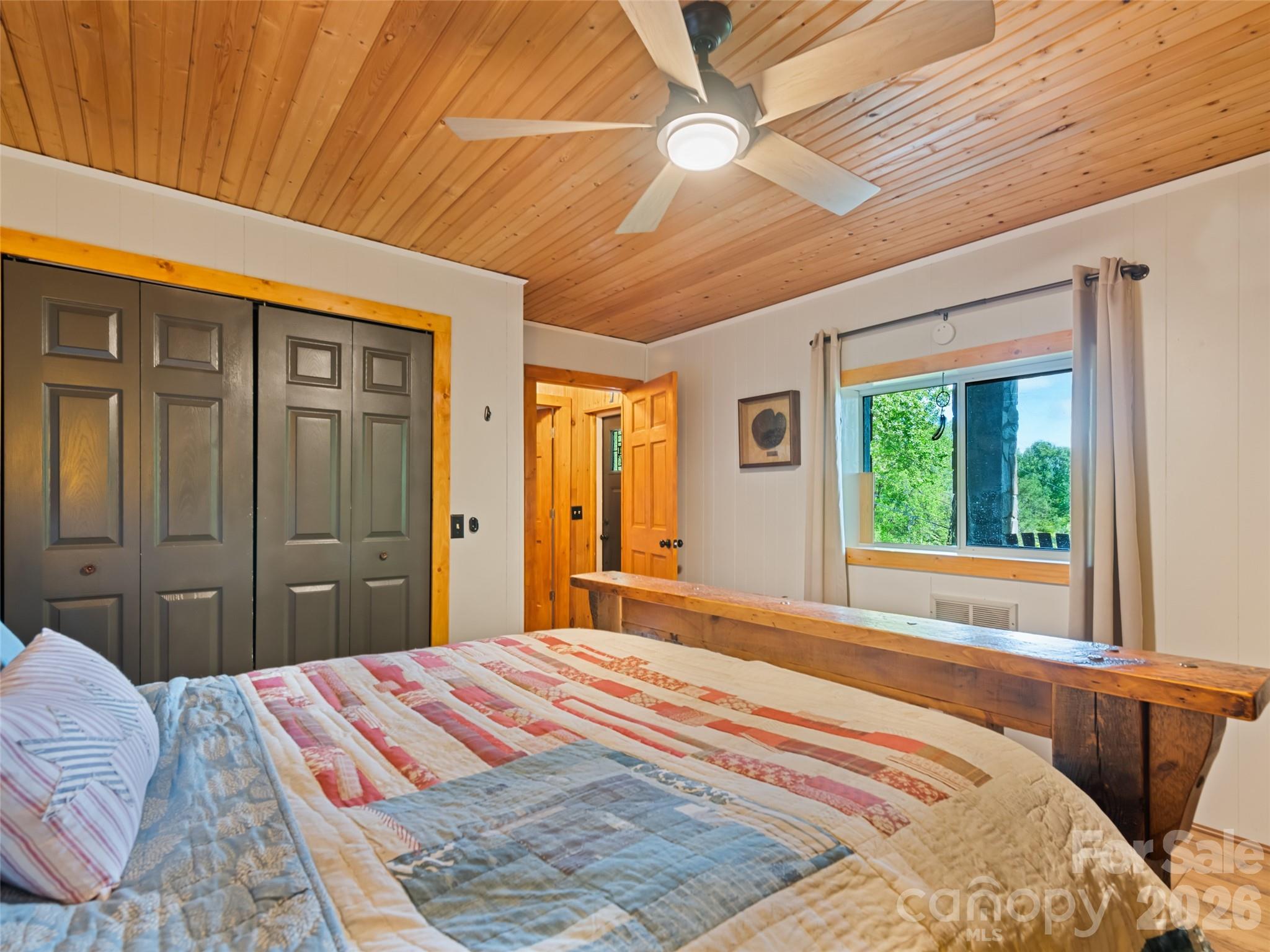 1073 Lentini Drive Waynesville NC 28785