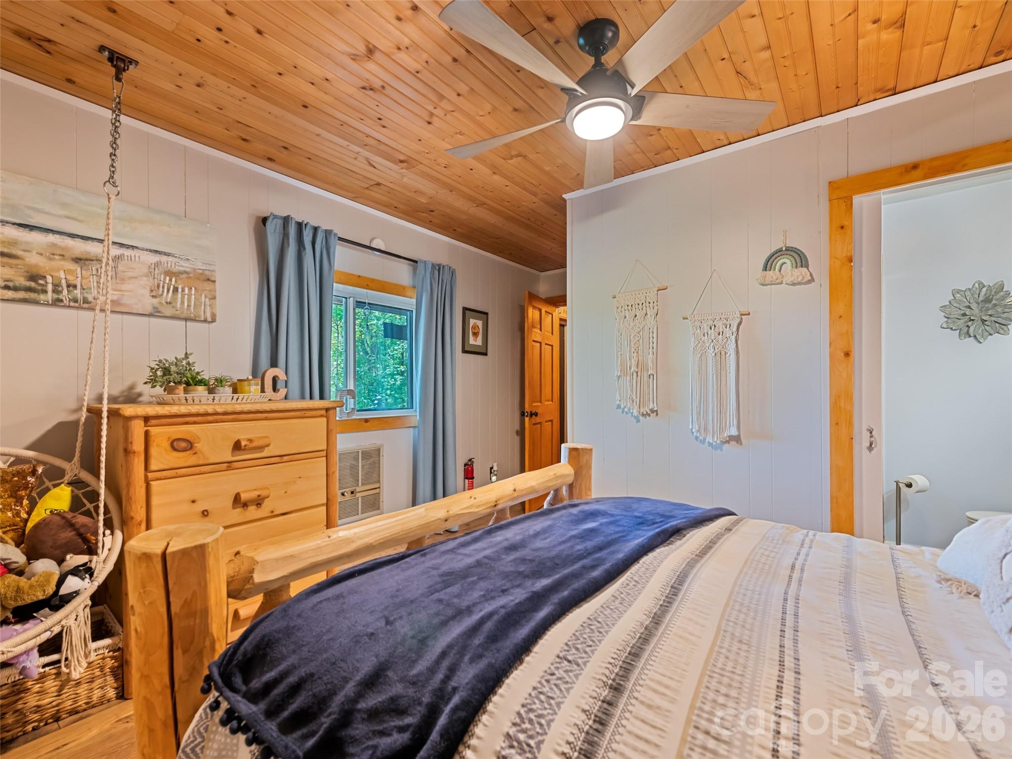 1073 Lentini Drive Waynesville NC 28785
