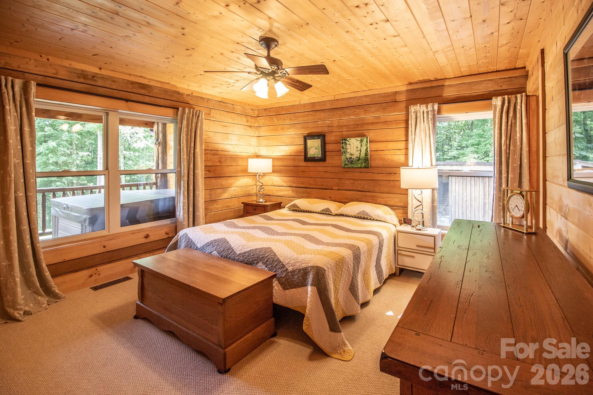 2811 Poplar Creek Road Green Mountain NC 28740