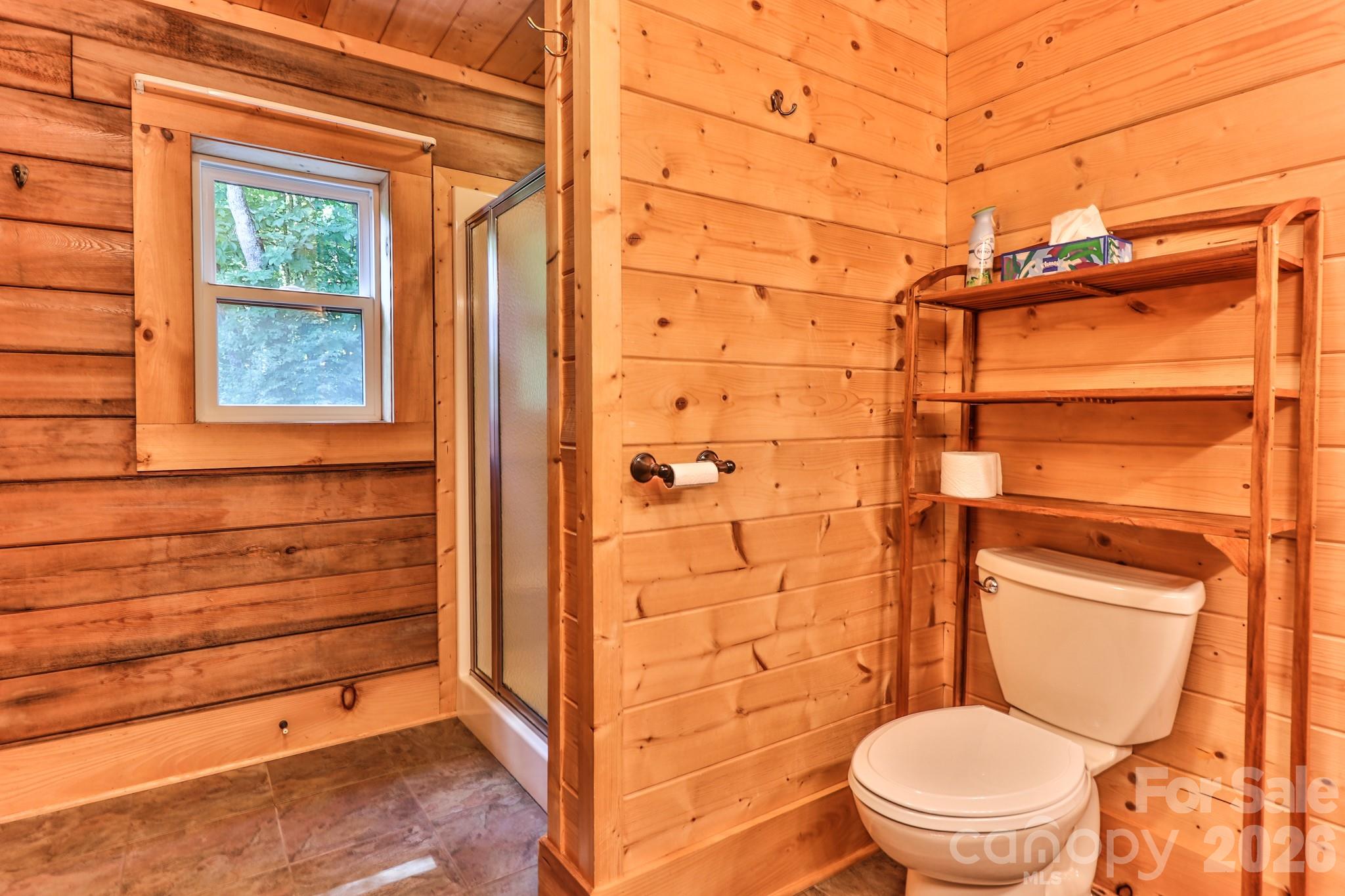 2811 Poplar Creek Road Green Mountain NC 28740