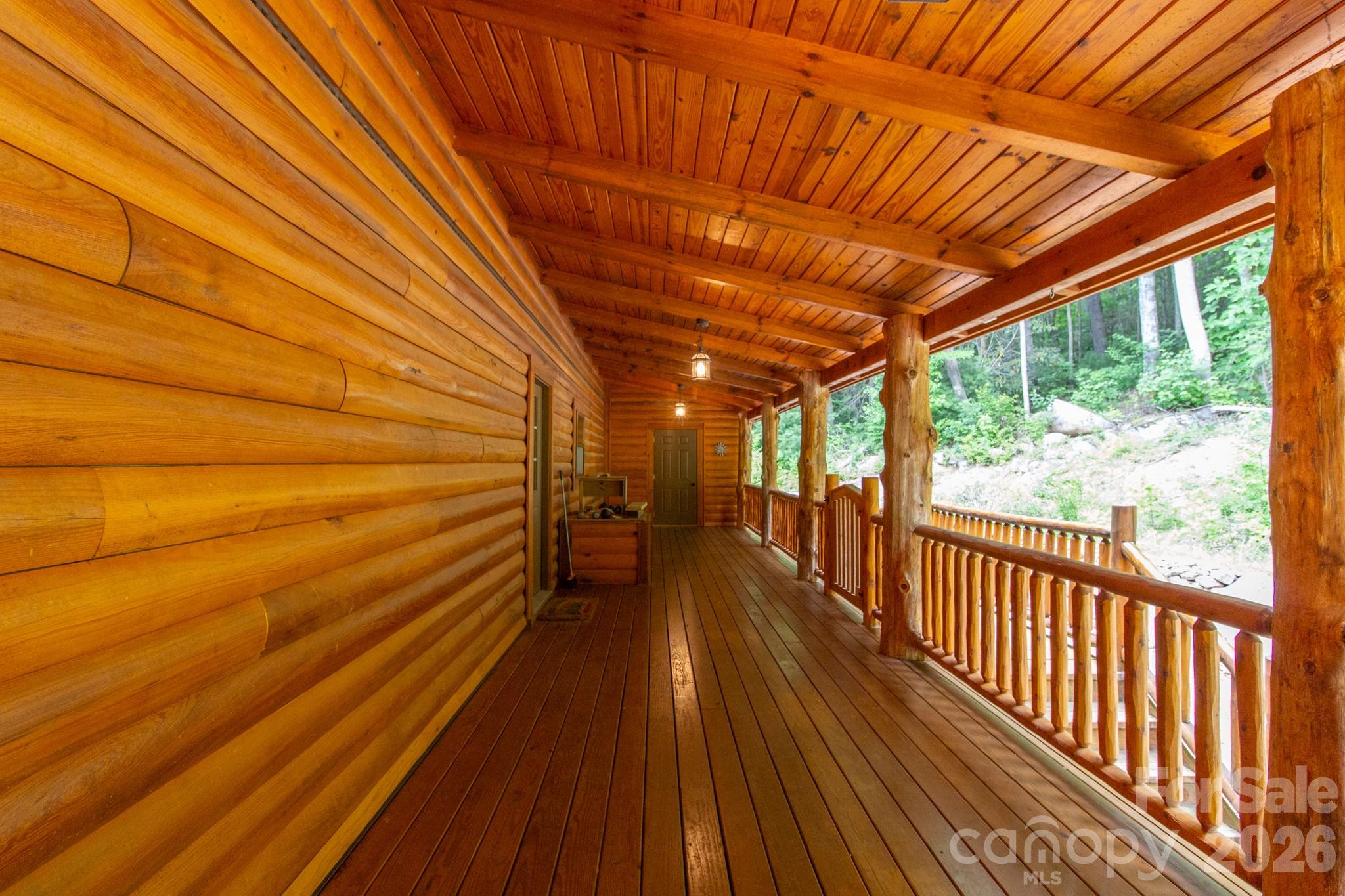 2811 Poplar Creek Road Green Mountain NC 28740