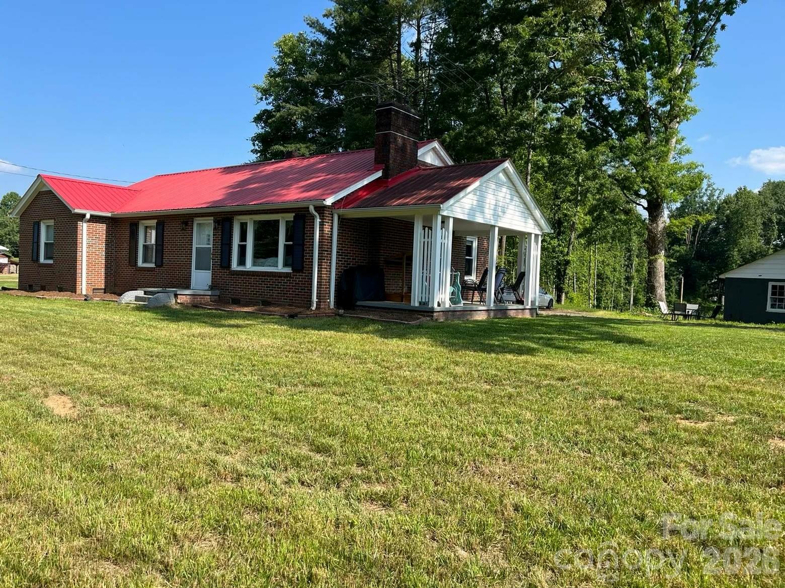 5528 Elkin Highway North Wilkesboro NC 28659
