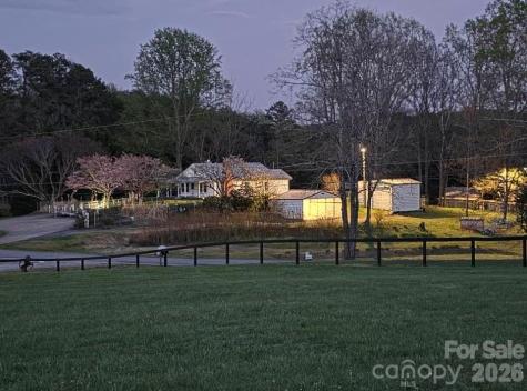 620 Smith Waldrop Road Columbus NC 28722