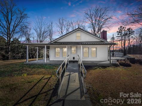 620 Smith Waldrop Road Columbus NC 28722