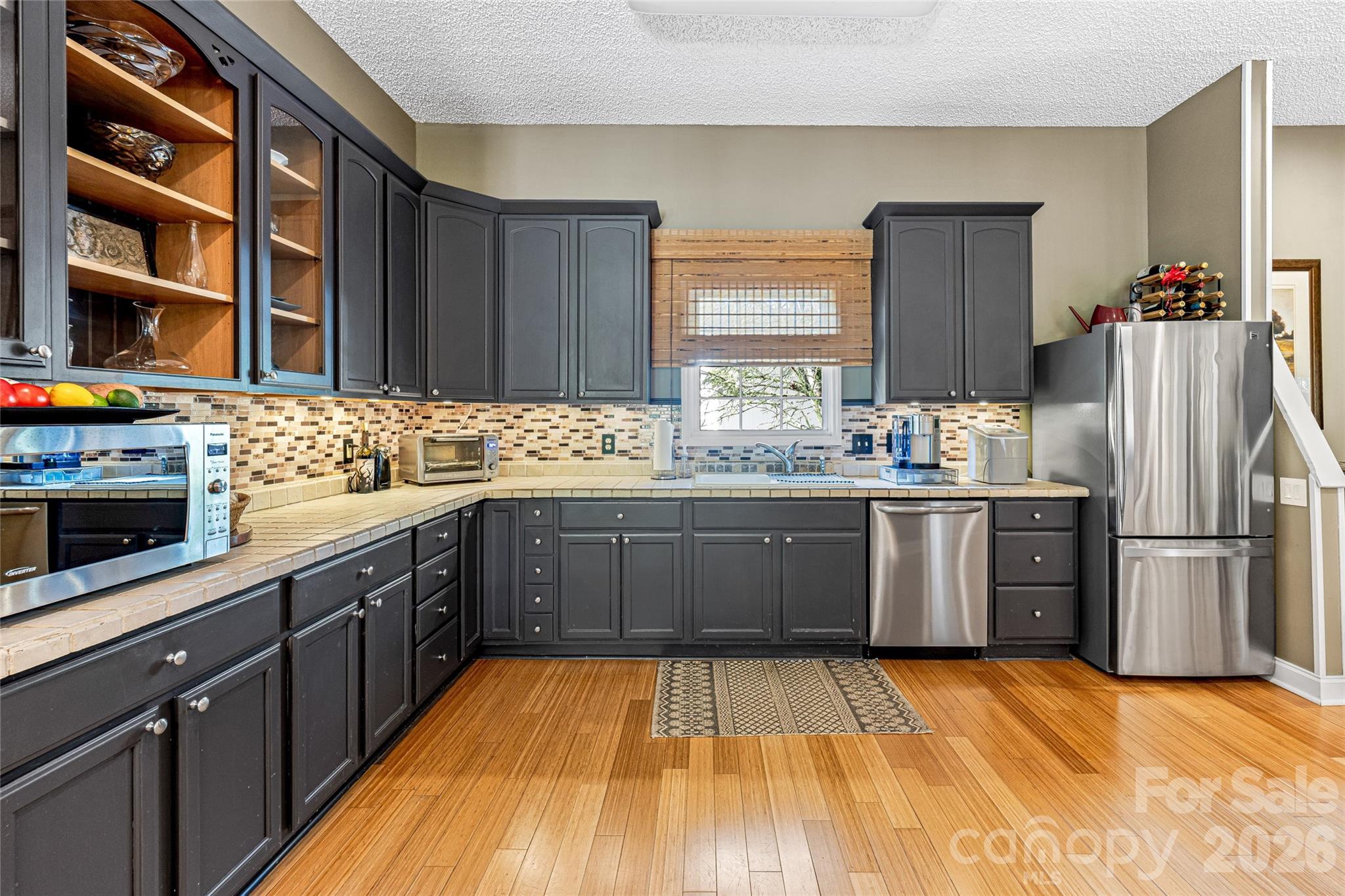 672 Blythe Street Hendersonville NC 28739
