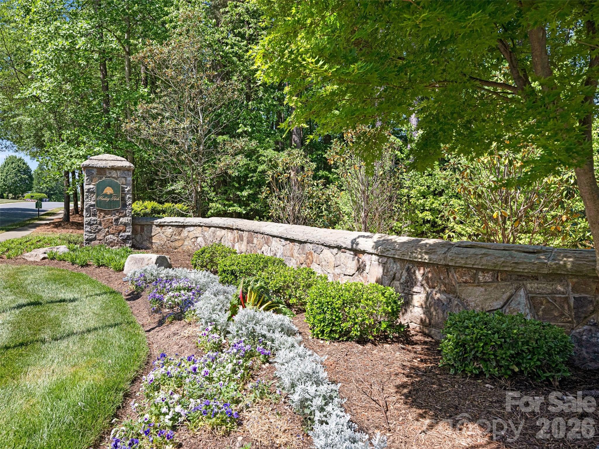 2130 Garden View Lane Matthews NC 28104