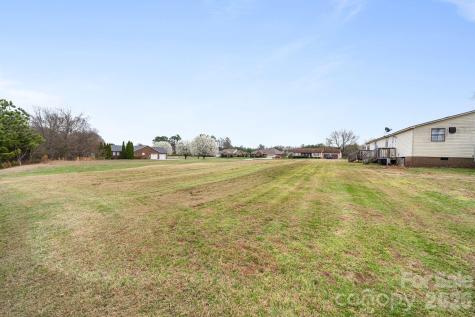 15420 Lucia Riverbend Highway Stanley NC 28164
