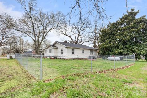 15420 Lucia Riverbend Highway Stanley NC 28164
