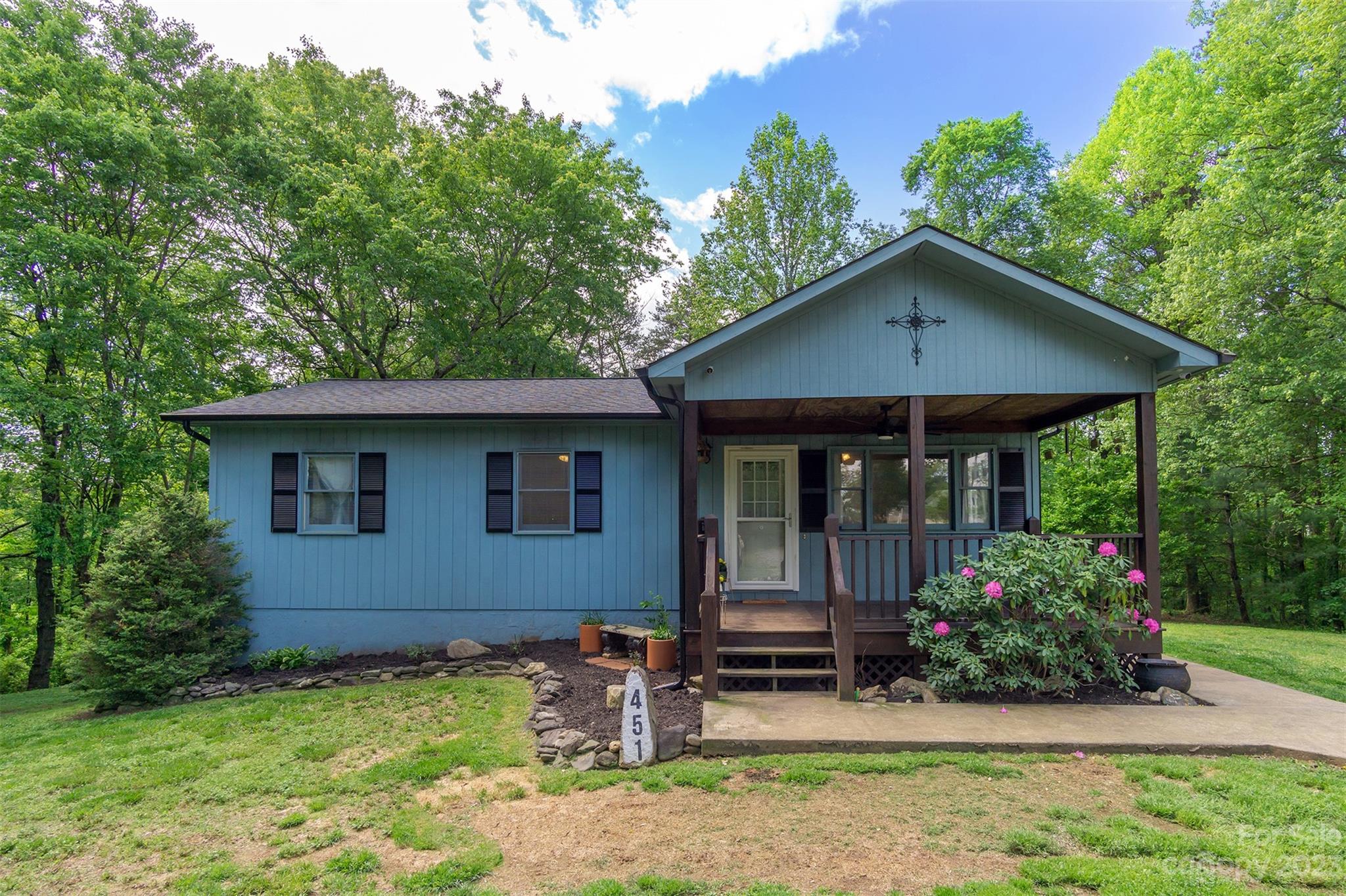 451 Stroud Street Marion NC 28752