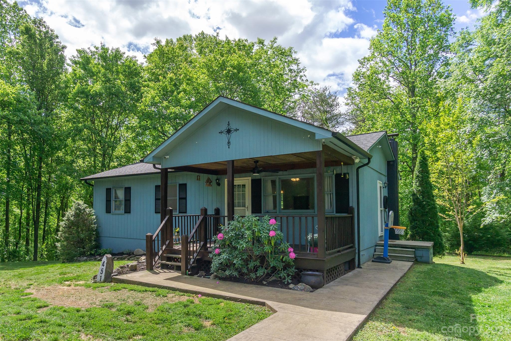 451 Stroud Street Marion NC 28752