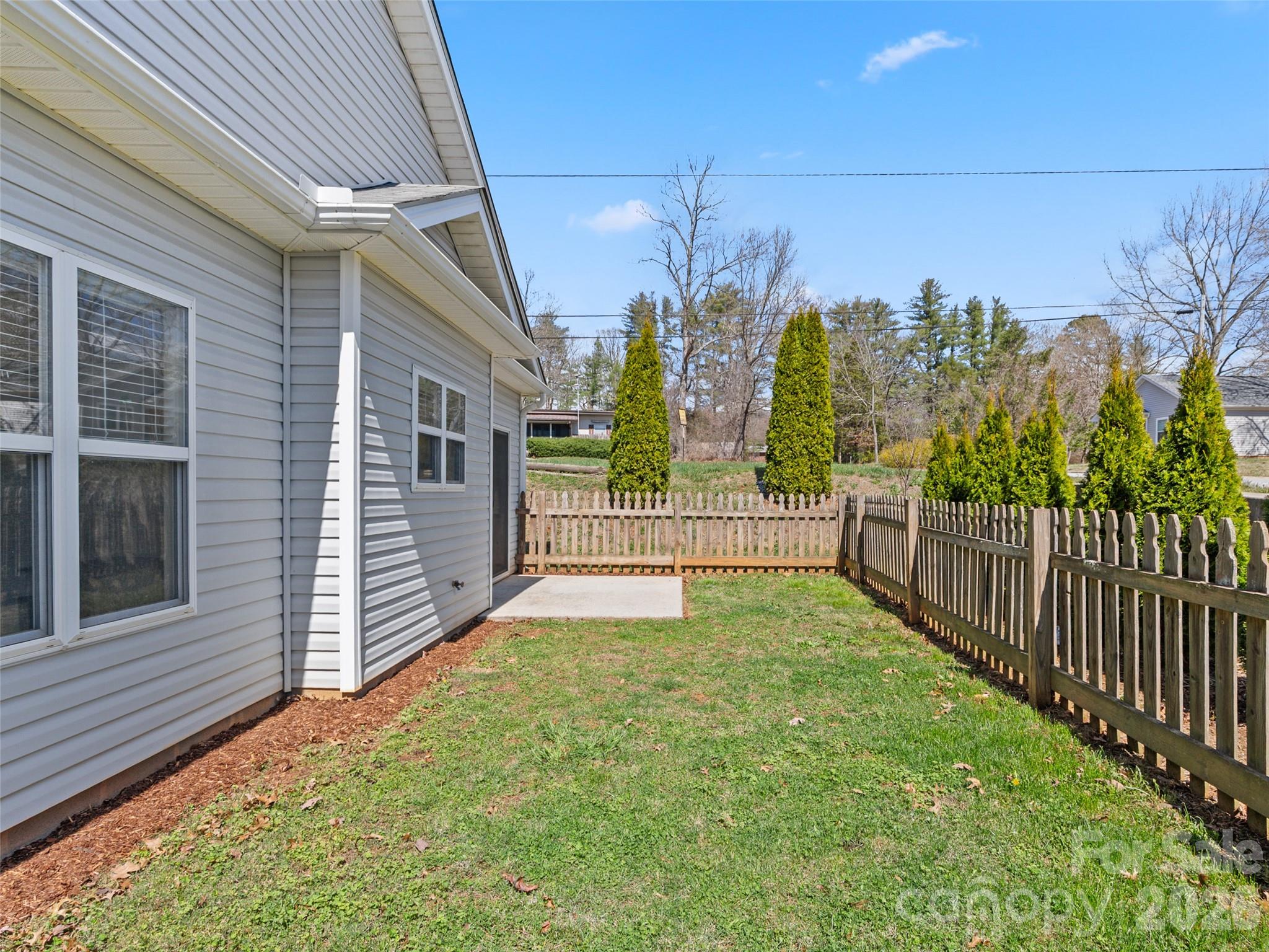 15 Scottish Circle Asheville NC 28803