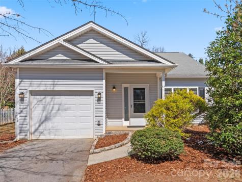 15 Scottish Circle Asheville NC 28803