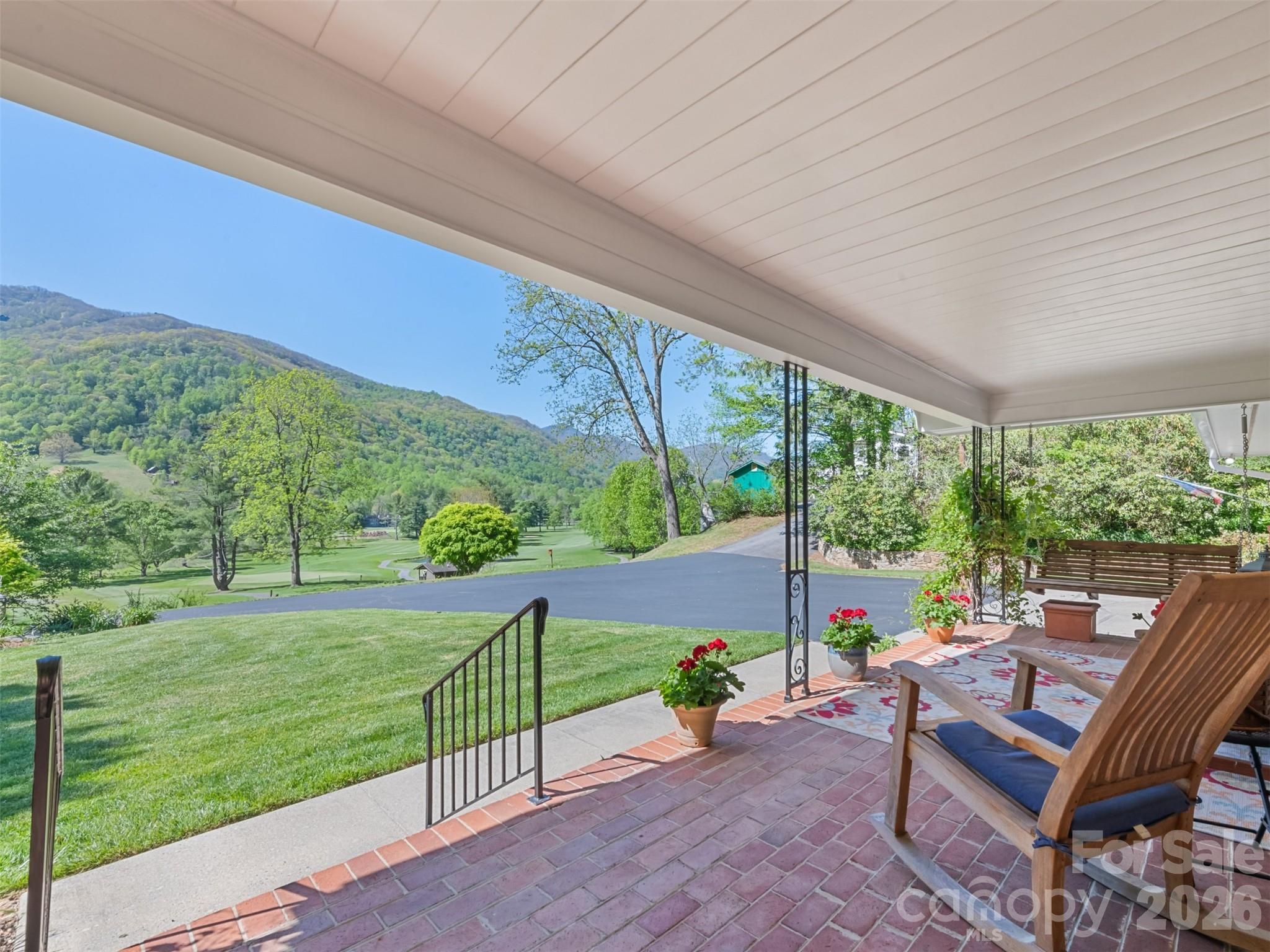 9 Golfview Drive Maggie Valley NC 28751