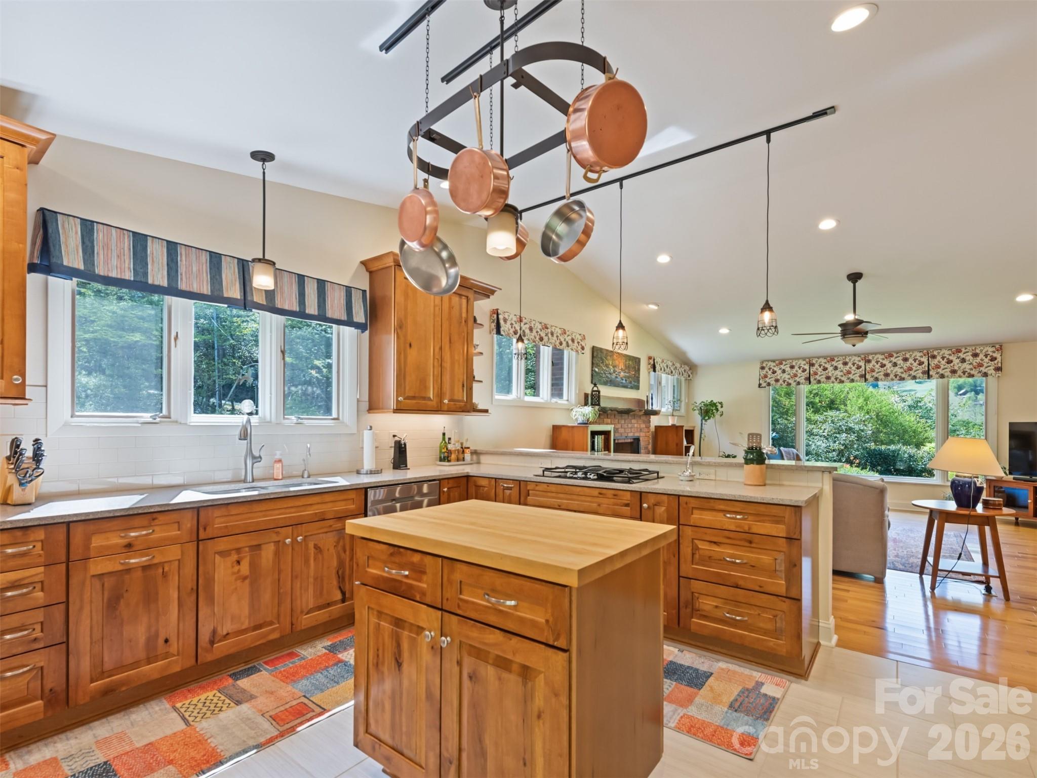 9 Golfview Drive Maggie Valley NC 28751