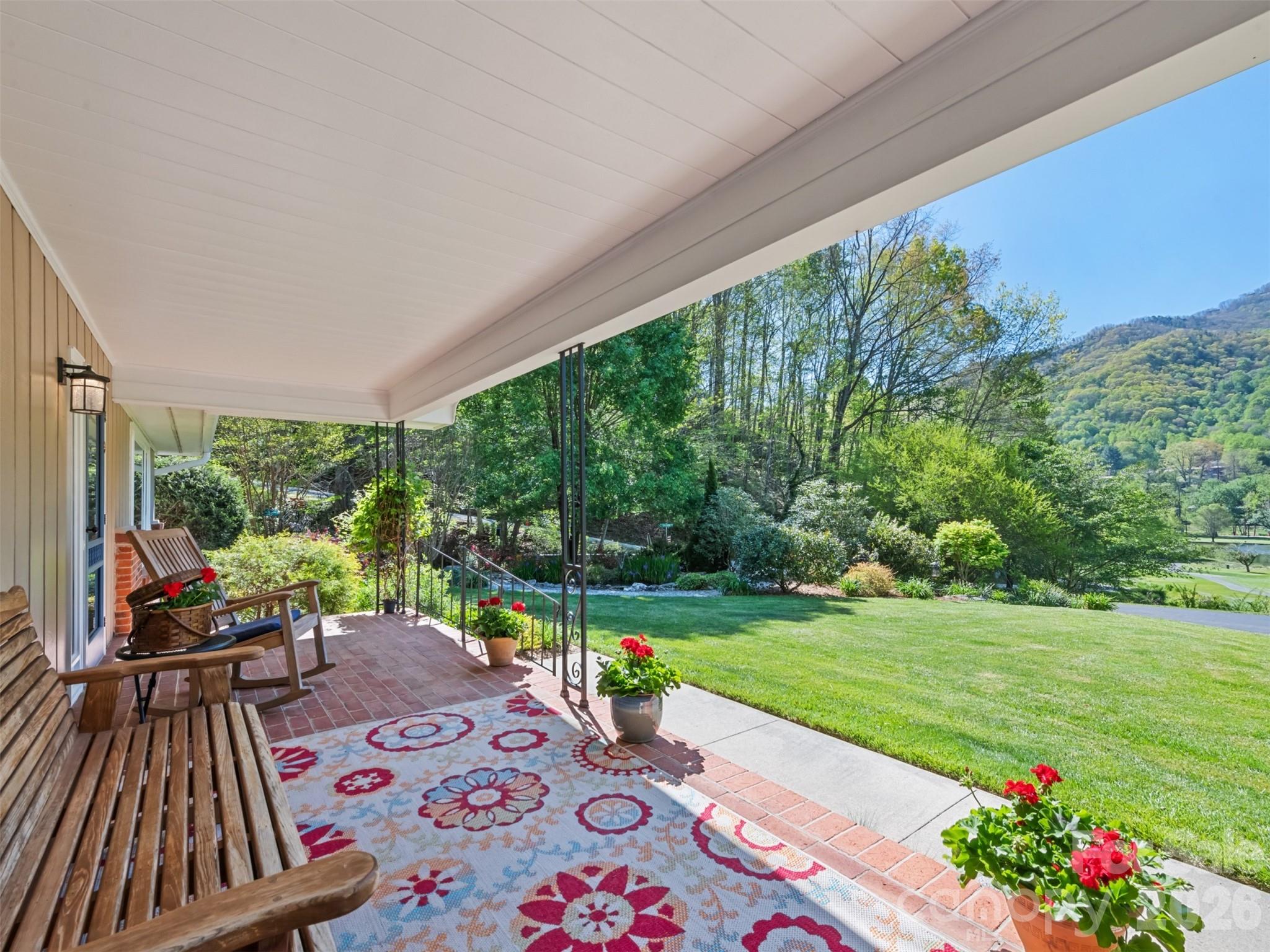 9 Golfview Drive Maggie Valley NC 28751