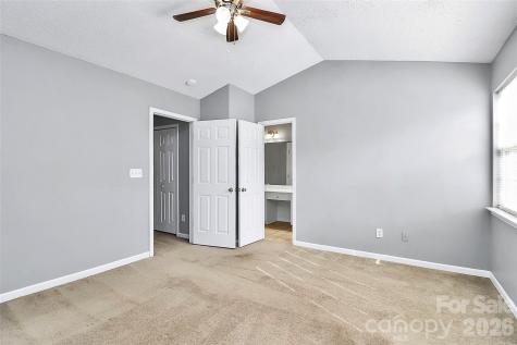 10739 Holly Ridge Boulevard Charlotte NC 28216