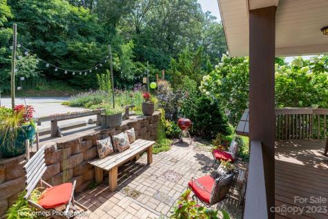 102 Warren Haynes Drive Asheville NC 28806