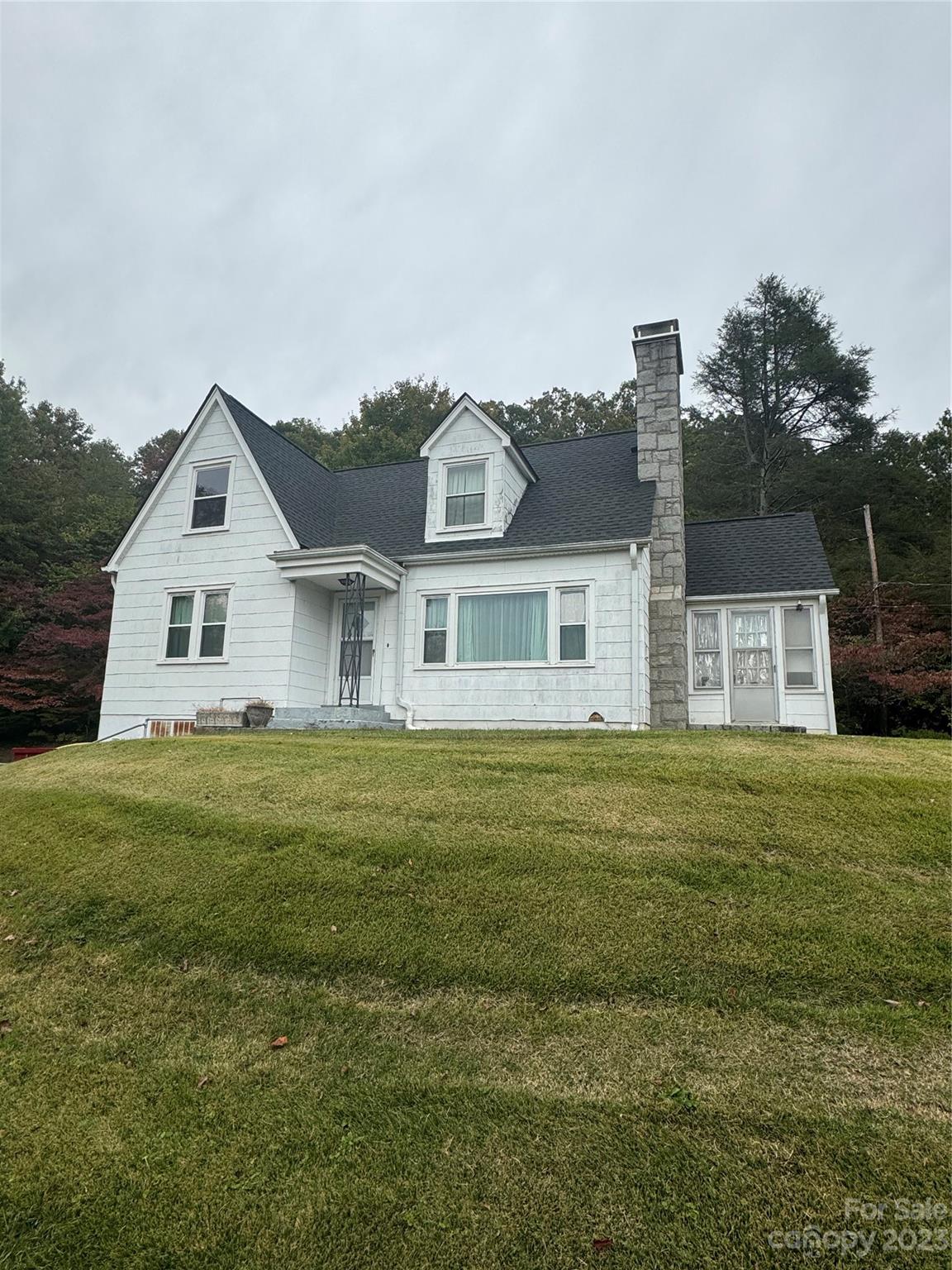 146 Twin Springs Road Hendersonville NC 28792