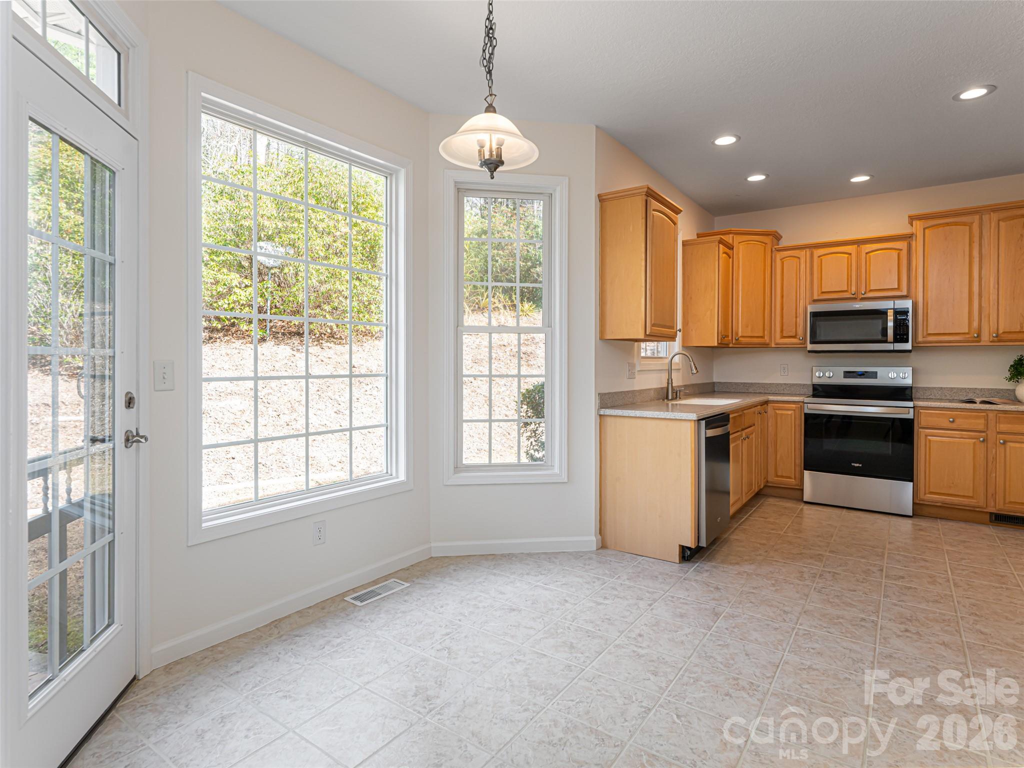 180 Kanuga Forest Drive Hendersonville NC 28739