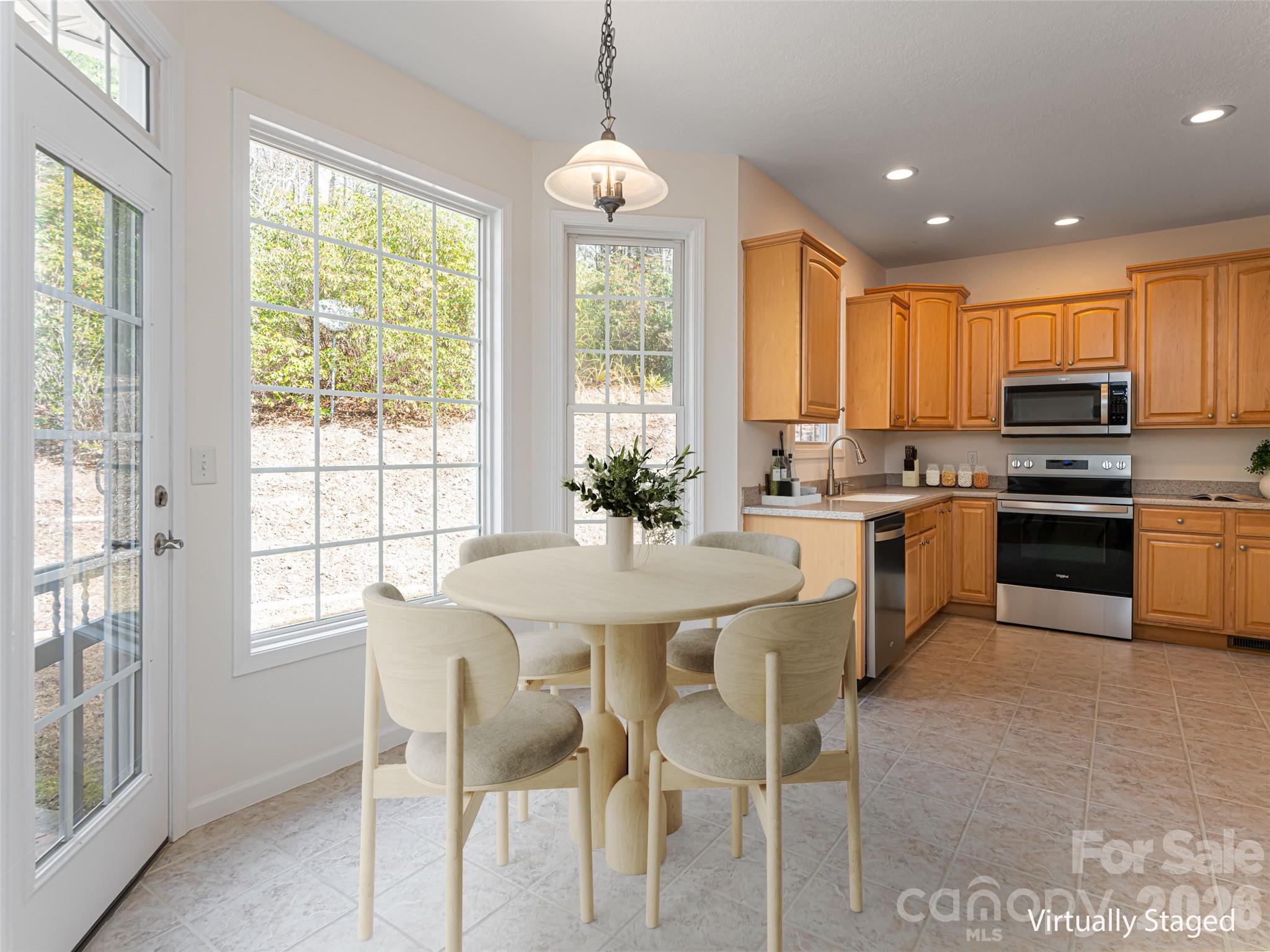180 Kanuga Forest Drive Hendersonville NC 28739