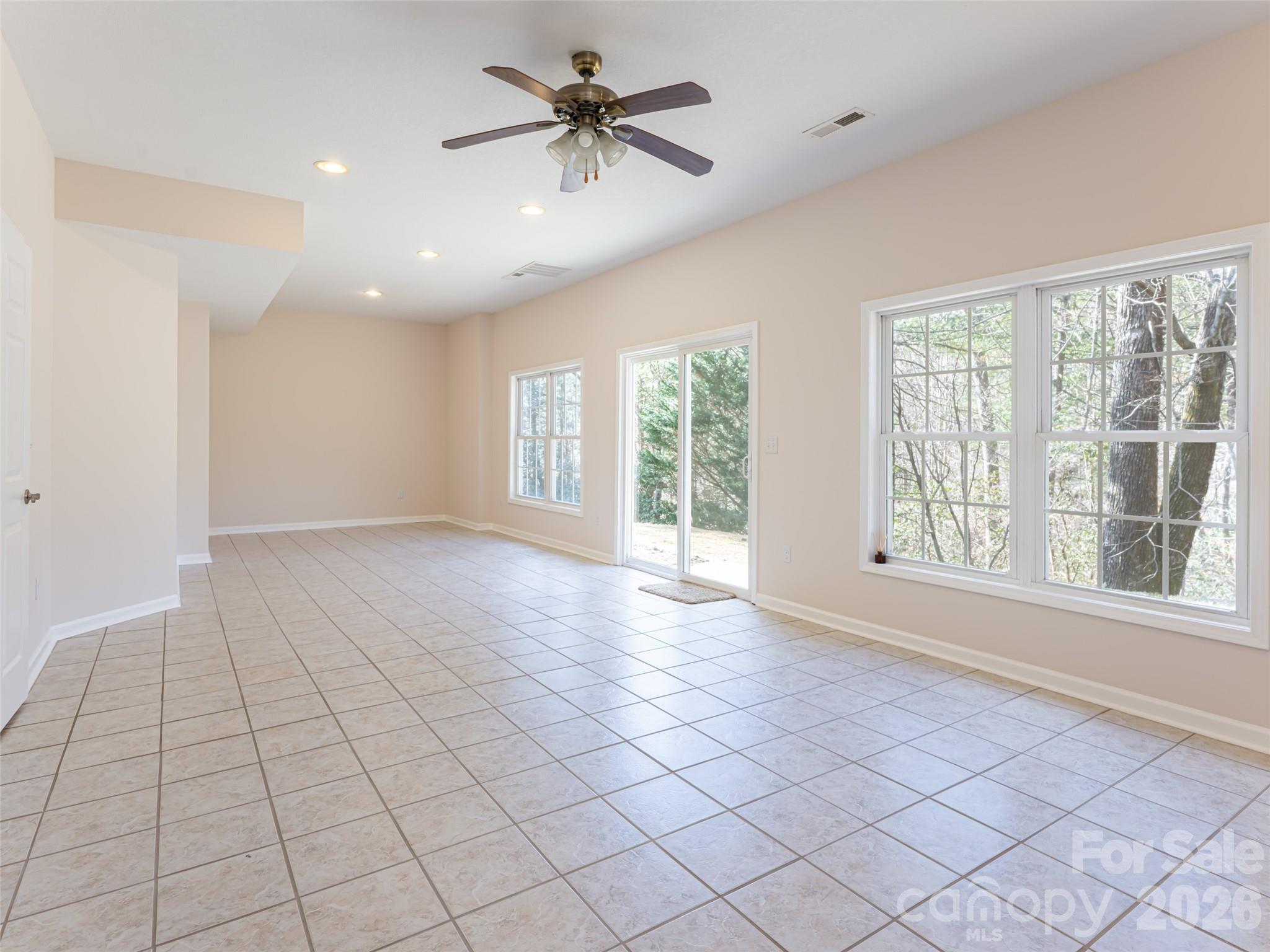 180 Kanuga Forest Drive Hendersonville NC 28739